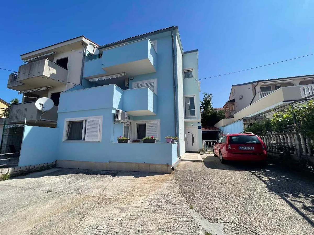 Apartments In Jadranovo 41872 Croatia