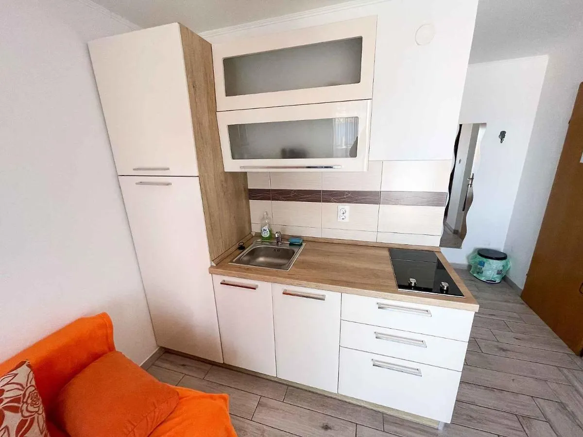 Apartments In Jadranovo 41872 Croatia