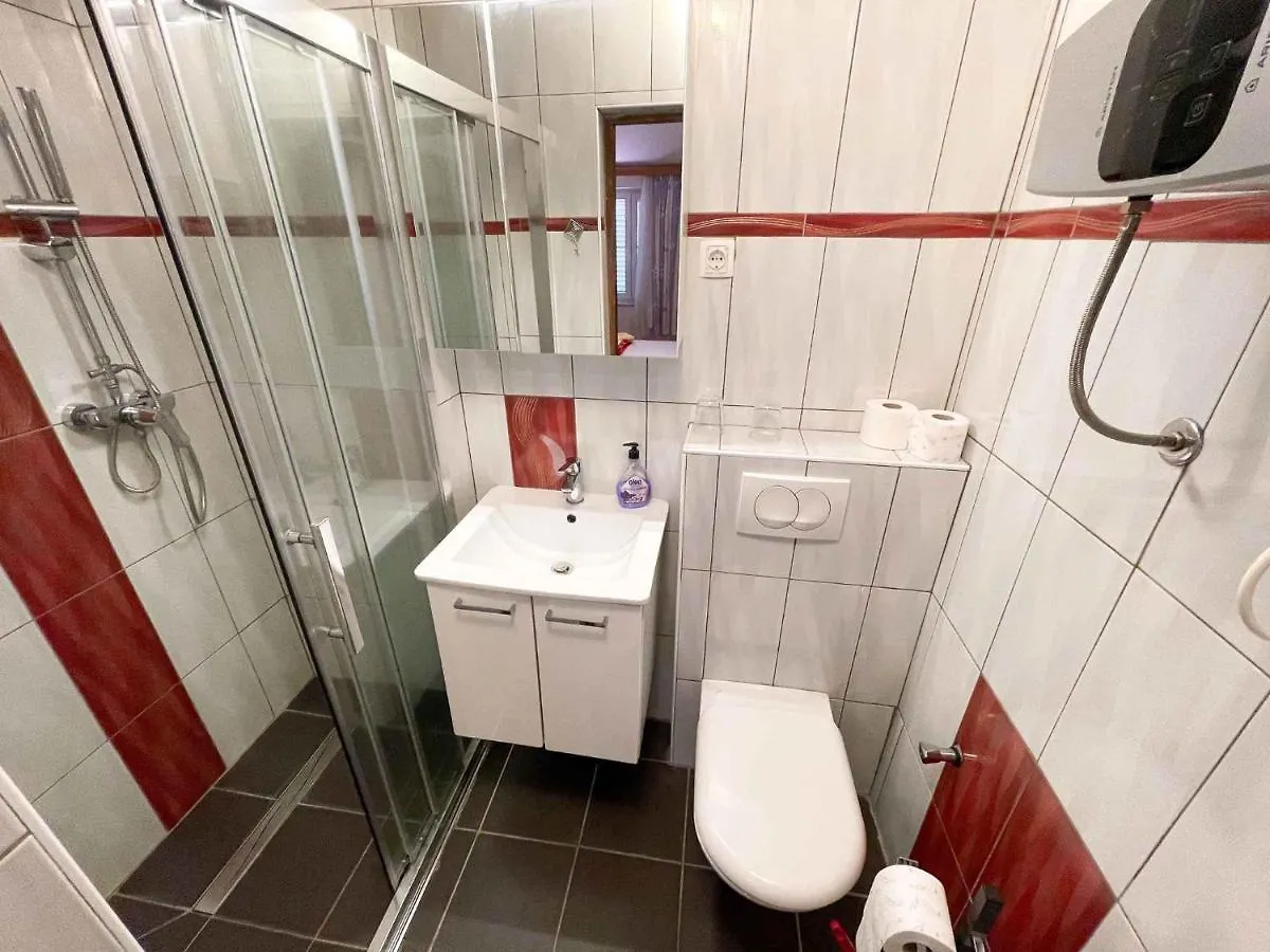 Apartments In Jadranovo 41872 Croatia