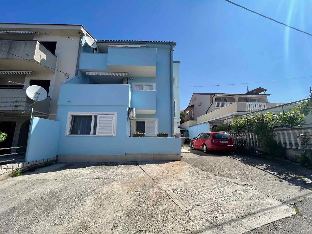Apartments In Jadranovo 41872